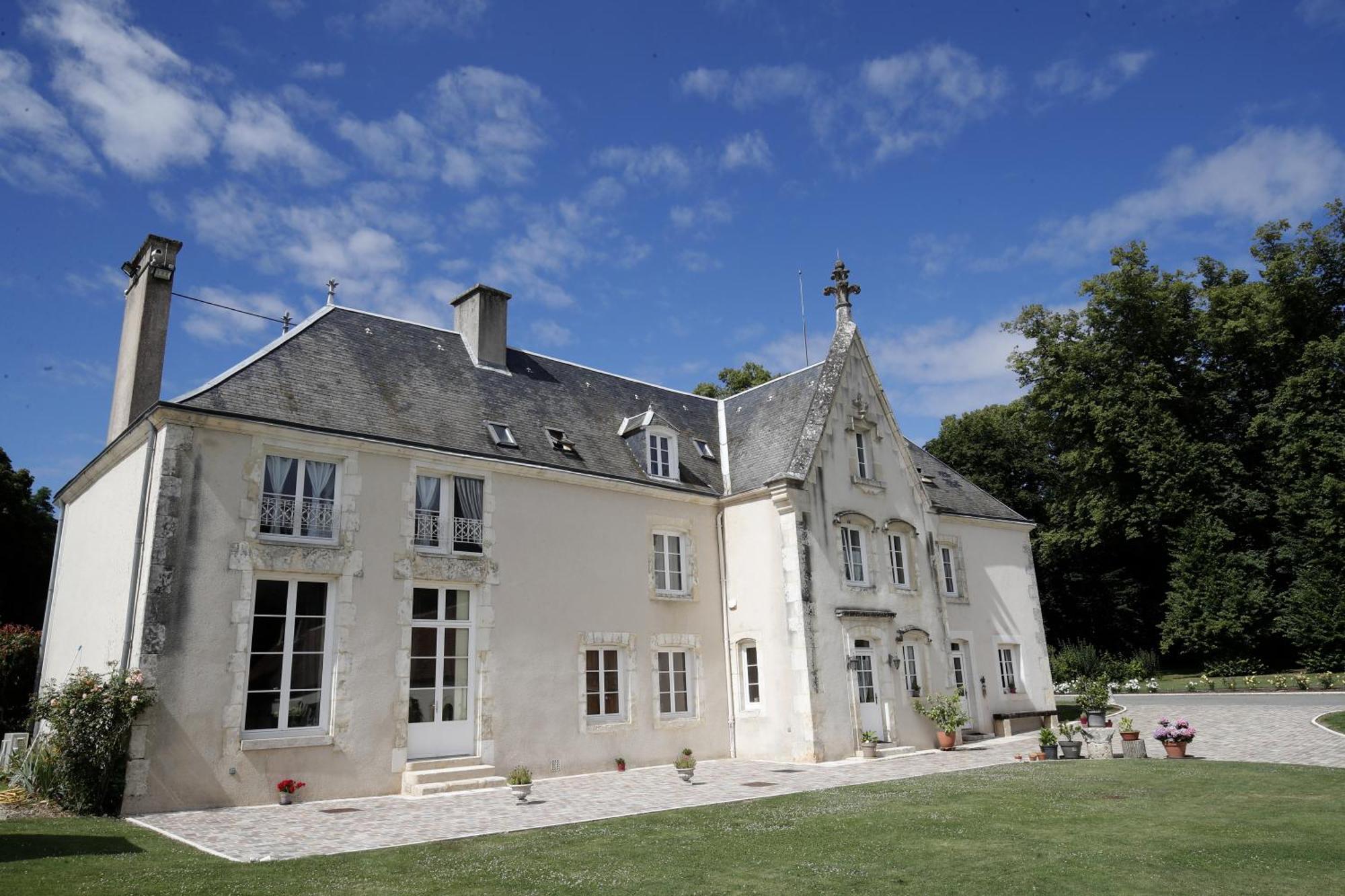 Chambres D'Hotes Chez Sylvie Donnemain-Saint-Mames Экстерьер фото